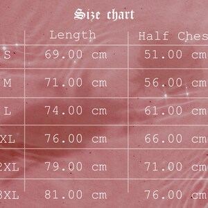 K&ouml;nnte beinhalten: Gr&ouml;&szlig;entabelle f&uuml;r Kleidung mit Ma&szlig;en in Zentimetern. Die Tabelle zeigt die L&auml;ngen- und Halbbrustma&szlig;e f&uuml;r die Gr&ouml;&szlig;en S, M, L, XL, 2XL und 3XL.