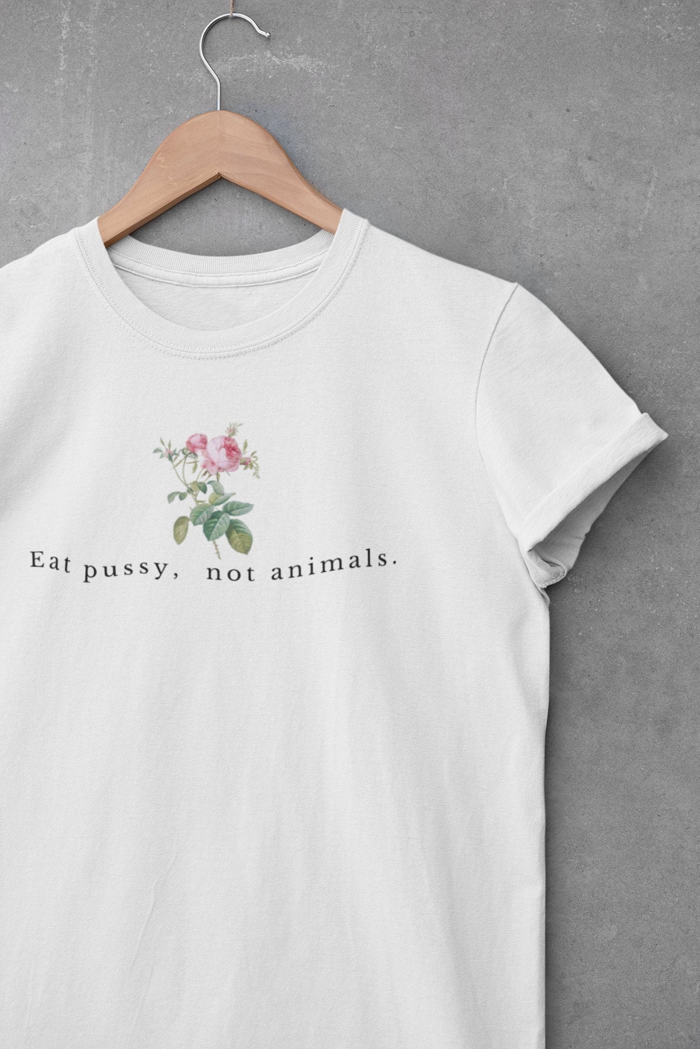 Eat pussy, not animals shirt • Vegan gift • Vintage Aesthetic • Botanical t-shirt • Activist tee • Unisex • Vegetarian tee