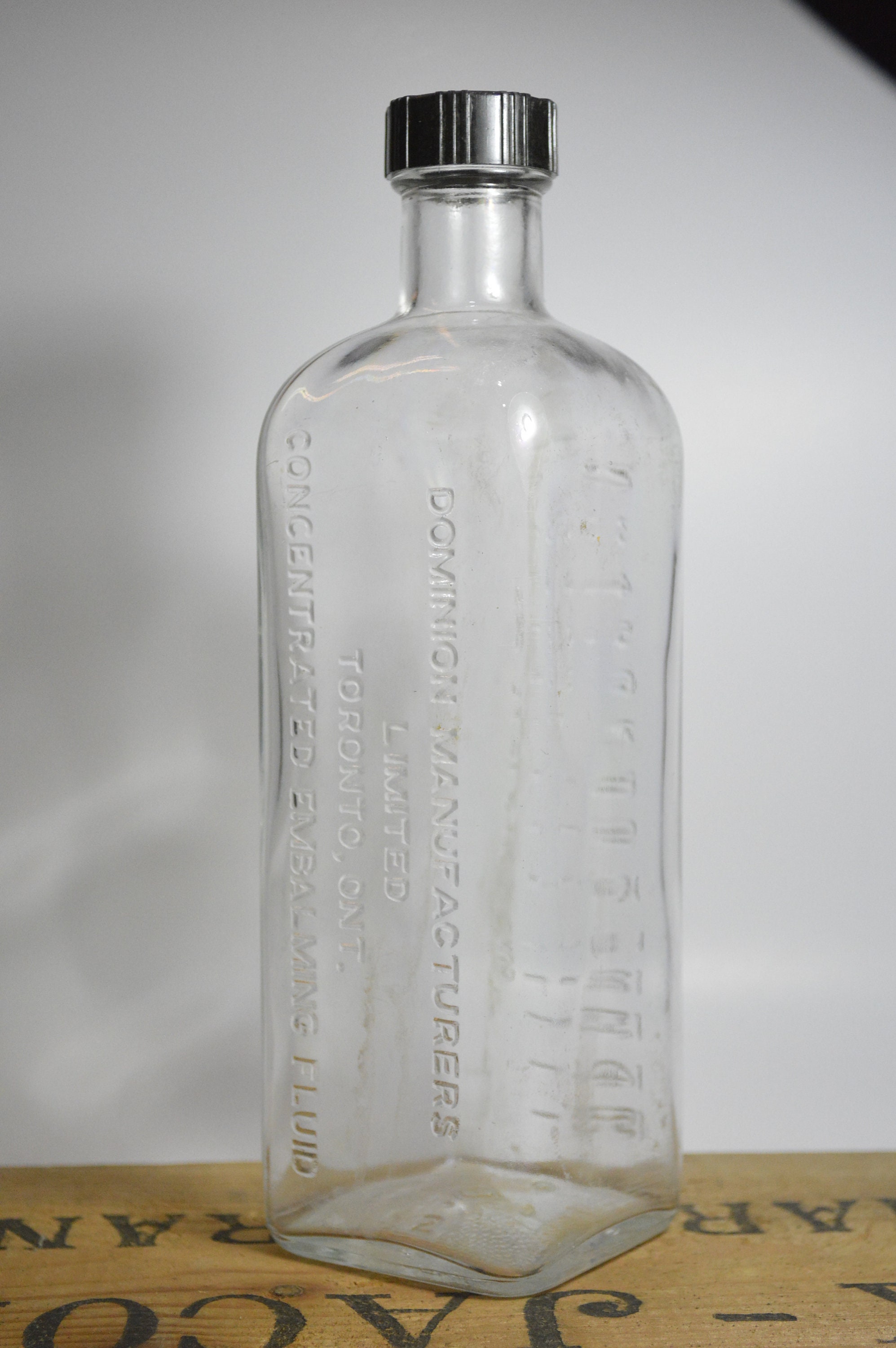Lait De Magnesie Dr Charles Milk of Magnesia Quebec Antique Medicine Bottle  