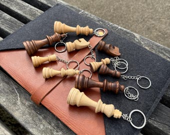 Custom Chess Piece Keychain – Solid Wood King, Queen & More with Optional Personalised Tag, Great Gift for Him, Her, Chess Gamer