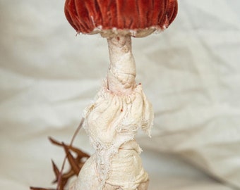 Amanite mouche | Champignon textile | Décoration champignon vénéneux | Sculpture souple | Art textile | Statue champignon | Broderie