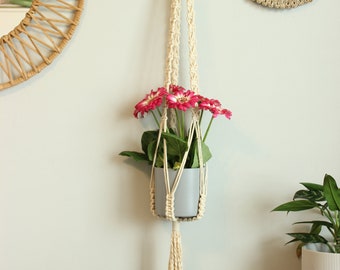 Macrame plant hanger, wall decor, home decor, plant pot holder, succulant hanger, handmade gifts