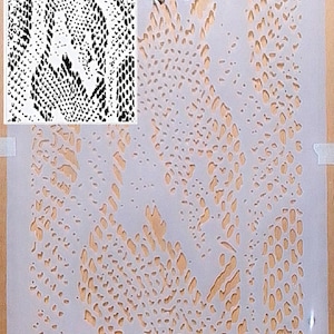 Pochoir en peau de serpent Pochoir d'art pour aérographe Modèle peau de serpent pour artistes disponible en 3 tailles expédié dans le monde entier.