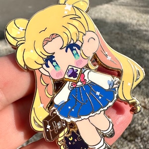 Magical schoolgirl toast chibi LE 100 fantasy enamel pin