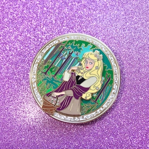 Briar rose Aurora sleeping beauty spring seasons fantasy pin LE 60