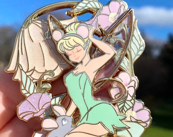 Tinkerbell Peter Pan neverland mouse fantasy pin LE 50
