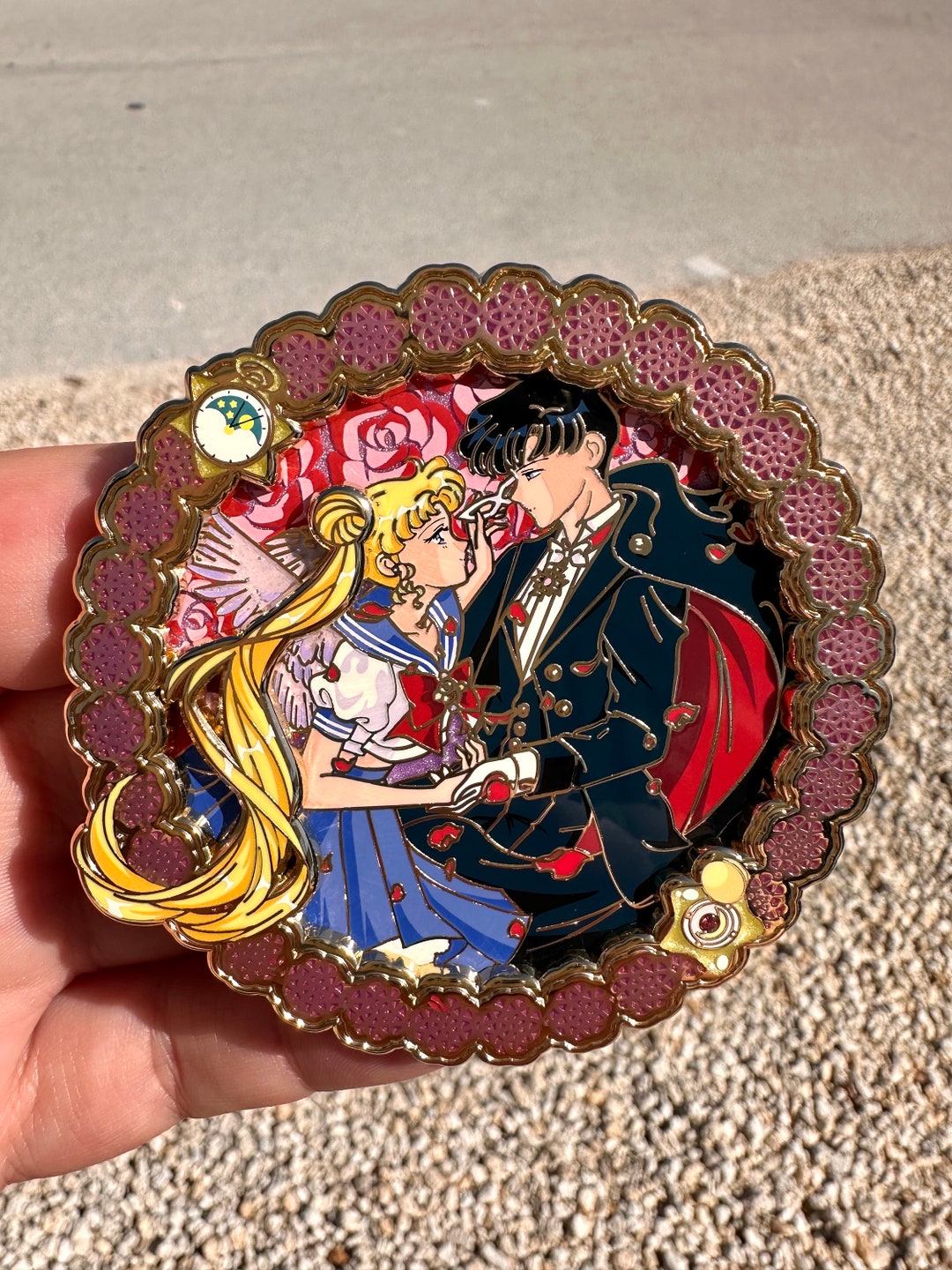 Pin's Destiny Set 1.1 - Fallen in Love main image 1