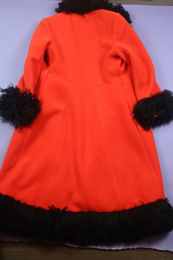 Long Red Faux Fur 1980's Vintage Coat - image 7