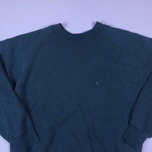 Fruit of The Loom Navy Blank 1990&#39;s Vintage Sweatshirt Crewneck