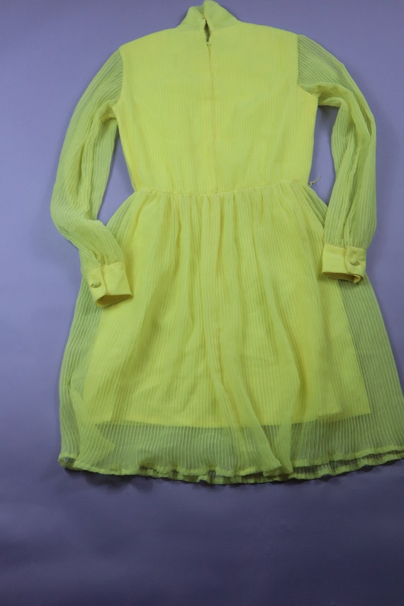 Pleated Miss Elliette Yellow 1960's/1970's Vintag… - image 7