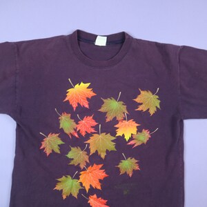 Leaves Fall Canadian Naturalist 1990&#39;s Vintage T-Shirt
