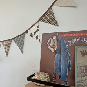 Striscione da cowboy/Decorazione per cameretta western fatta a mano/Striscioni classici/Regalo per neonato/Stampa mucca/Allevatore/Agricoltore/Scozzese vintage