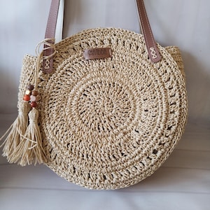 Runder Bastbeutel. Raffia Shopper. Sommer Strohsack. Gehäkelte Tasche. Leichter Bastbeutel. Runder sommerlicher Shopper.