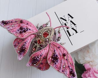 Broche de mariposa bordado à mão: broche de borboleta 3D rosa lilás