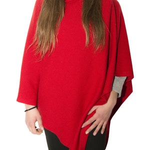 Poncho classique en mélange de cachemire Cape/capuche en cachemire pour femmes Pardessus en mélange de cachemire pour femmes Fabriqué en Italie Rouge