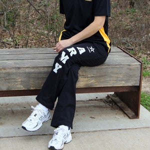 Army sweatpants outfit hot sale