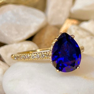 Sapphire Gemstone Ring, 14K Solid Gold Oval Blue Sapphire Ring, September Birthstone Ring, Christmas Gift, Sapphire Ring Vintage