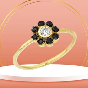14K Solid Flower Ring, Tiny Daisy Ring, Flower Ring, Flower Ring,Dainty Ring,Minimalist Daisy Ring, Daisy Flower, Mothers Gift Jewelry