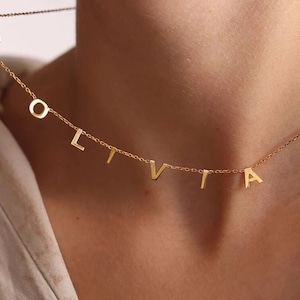 Collar personalizado de oro de 14 quilates, collar con letras espaciadas, collar con inicial de nombre, regalo del día de la madre, collar personalizado Collar con letras espaciadas