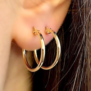 14K Solid Gold Hoop Earrings, Dainty Real Gold Huggie Hoops, Everyday Minimalist Earrings, Fine Gold Jewelry Gift for Her