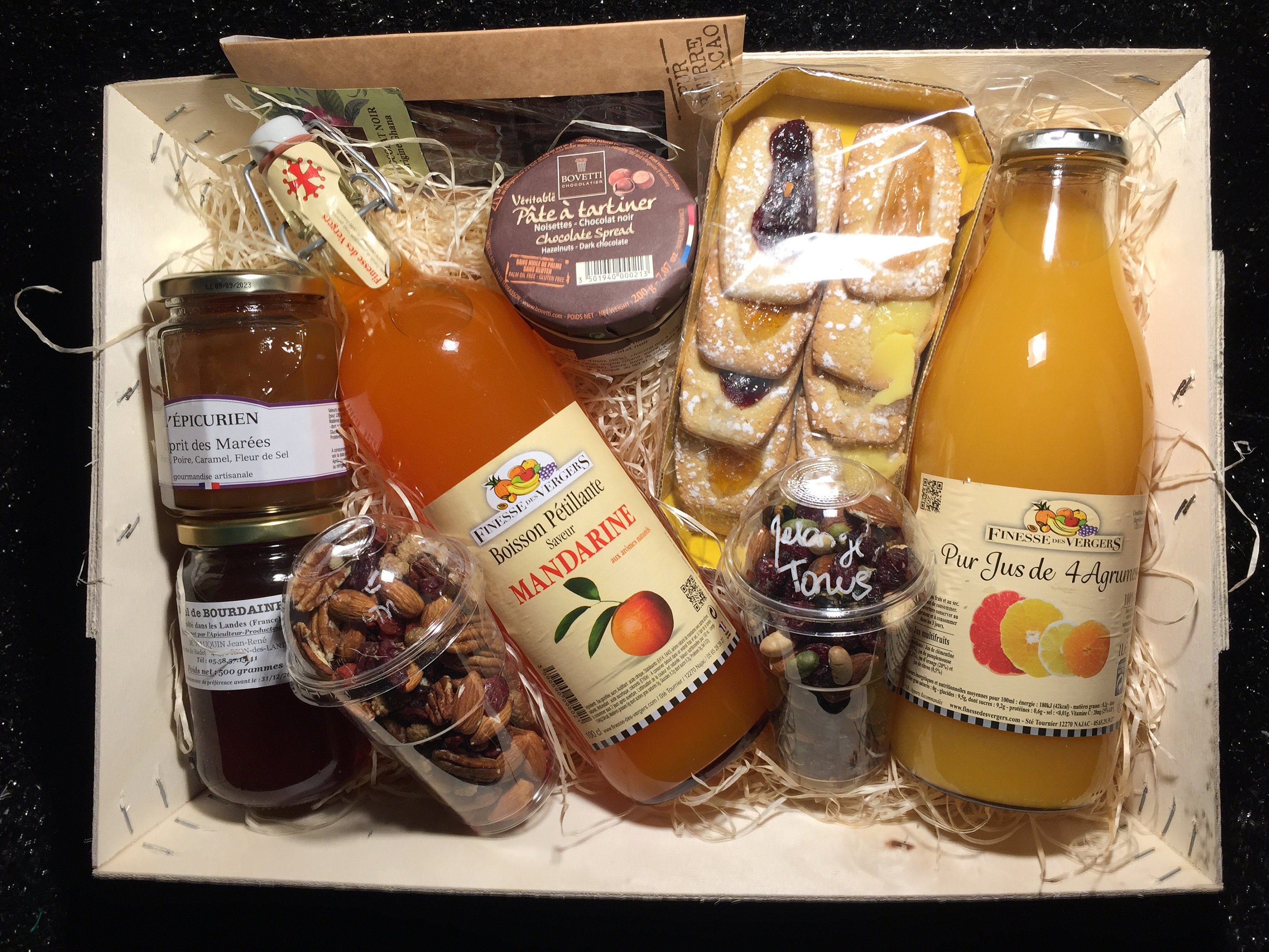 Panier Gourmand Réveil Délicat | Corbeille de 5.840 Kg