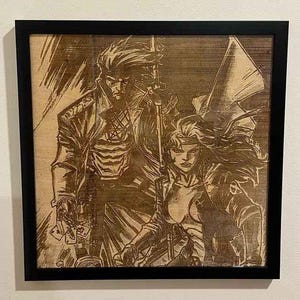 Pode incluir: Uma imagem gravada em madeira enquadrada de duas figuras, uma com um casaco comprido e a outra com cabelo comprido e solto, sobre um fundo castanho.