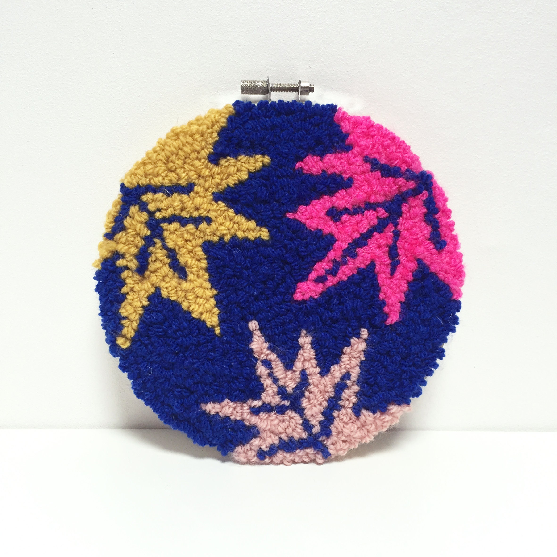 Feuilles d'érable | Punch Needle Wall Hanging Pouces de 6 Po