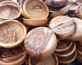 Mini bols et moyens bols en bois d'olivier déformé, bols à sauce, cercles de plats, bols à trempette, bols à épices, bols à pincer
