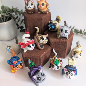 Adventuring Cat sculptures! D&D Class figures! Unique handmade models! Character art, RPG, Archetypes, DnD hand sculpted kitty figures.
