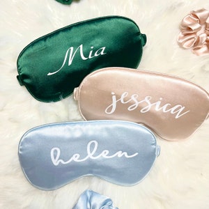 Personaliseer gepersonaliseerde Fancy satijnen slaapaccessoires/reisset: Zijden slaapmasker, satijnen haarband, satijnen scrunchies, satijnen tasje met trekkoord Linen