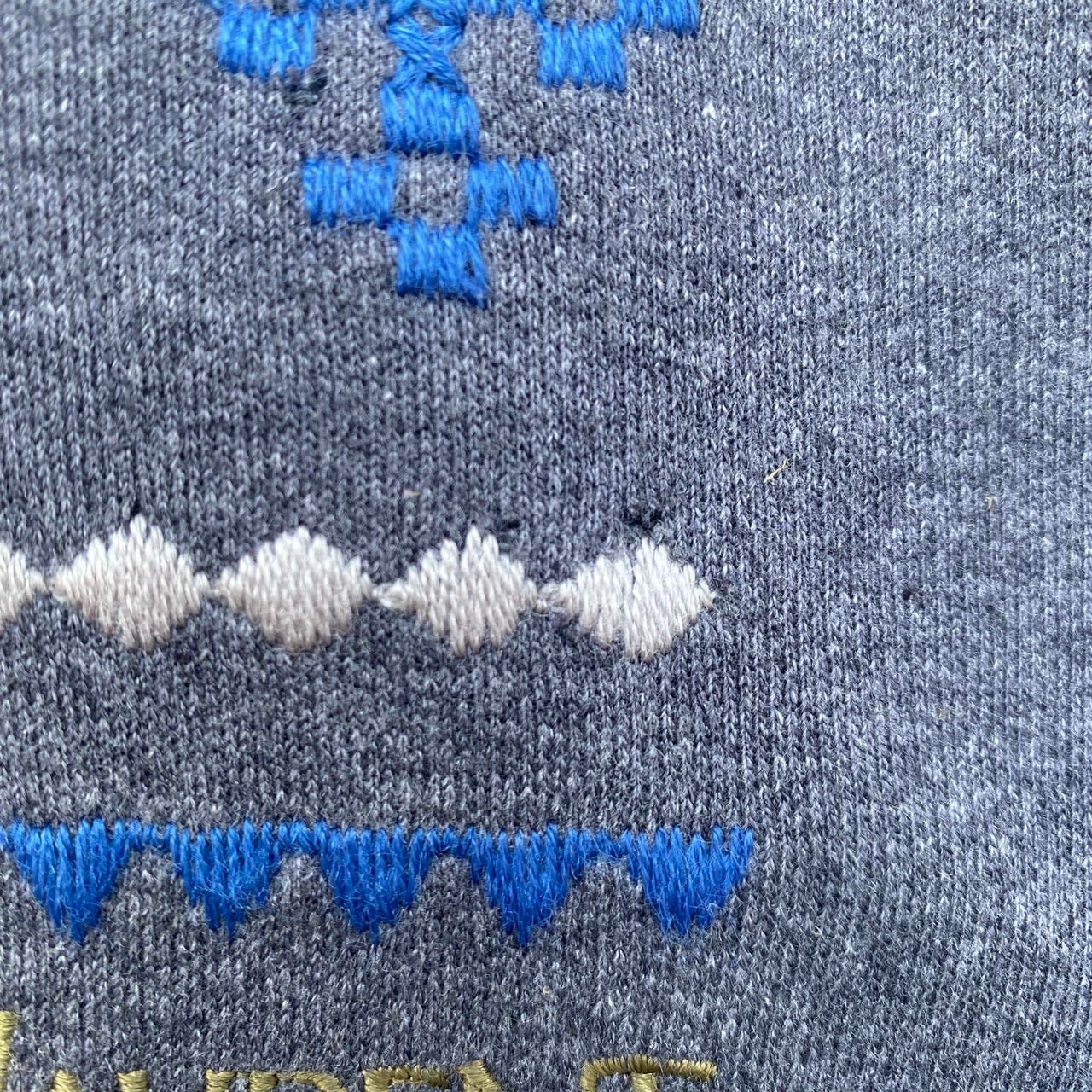ヴィンテージ イヴ サンローラン スウェットシャツ セーター 刺繍 ロゴ 