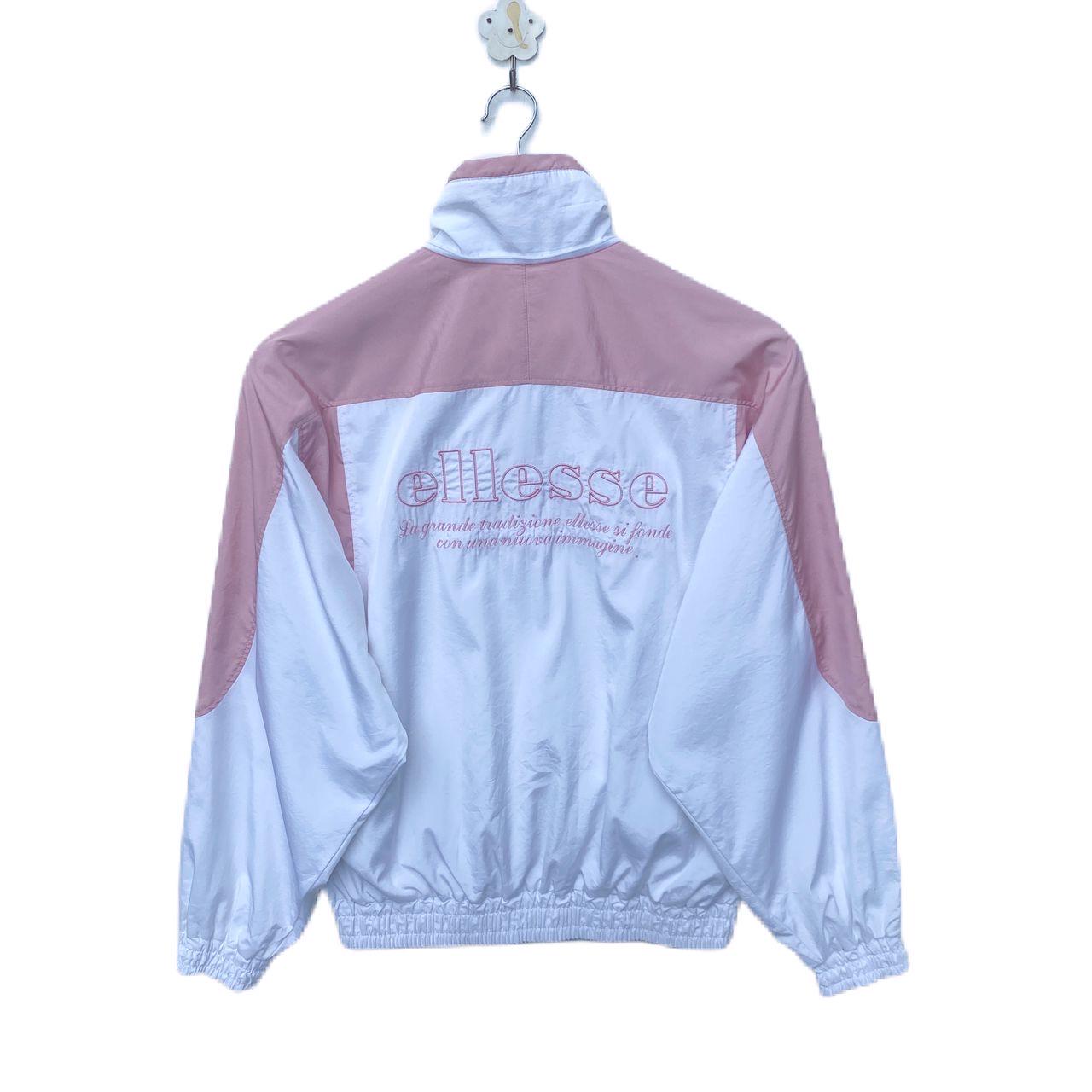 Vintage ELLESSE Windbreaker Zipper Light Jacket Ladies Medium Size