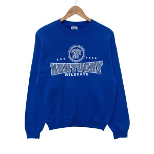 Vintage UNIVERSITY OF KENTUCKY Wildcats Sweatshirt Sweater Pullover Jumper Medium Size Long Sleeve Blue College Usa State Crew Neck