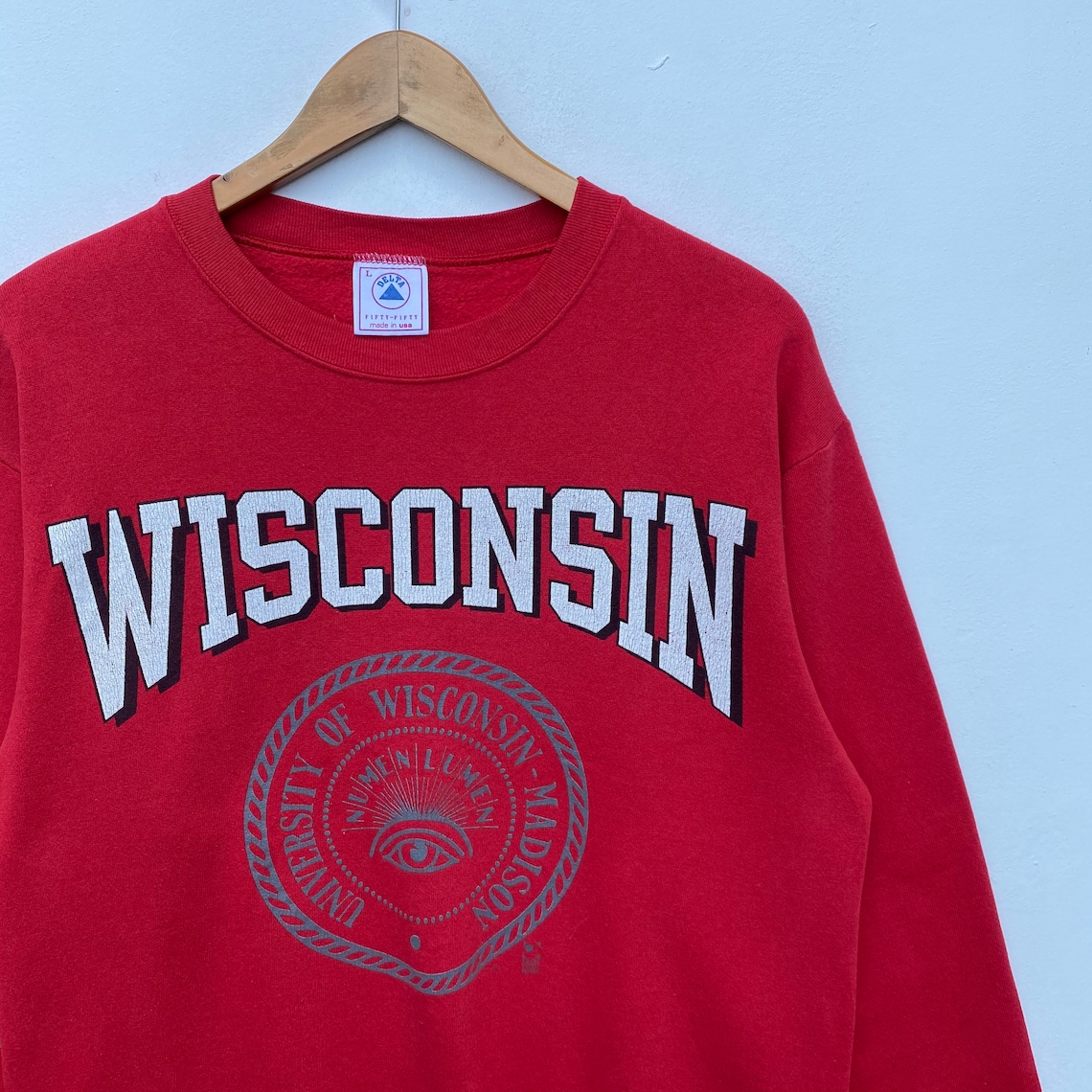 Vintage WISCONSIN UNIVERSITY Sweatshirt Sweater Pullover Jumper Long Sleeve Red Colour Tee Shirt