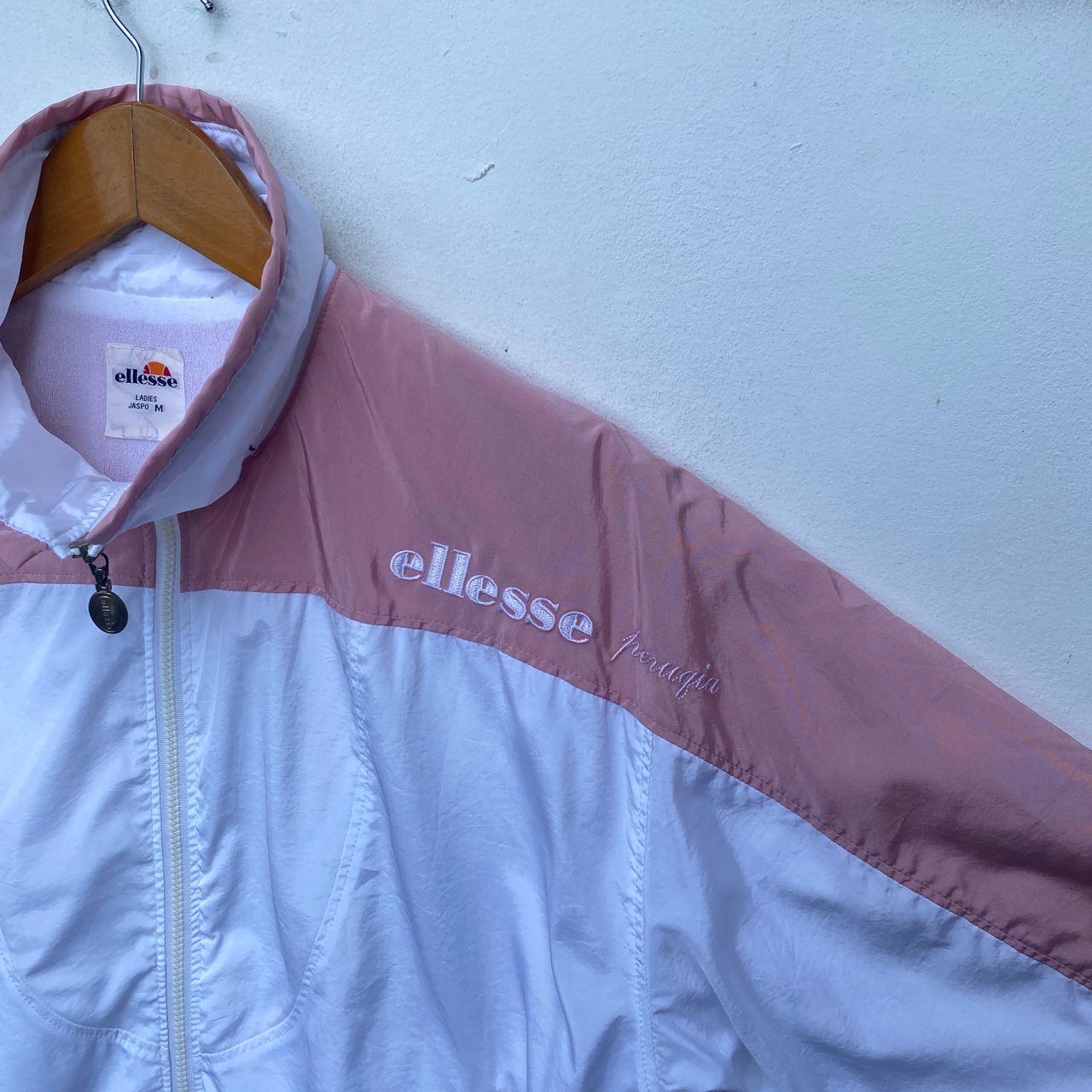 Vintage ELLESSE Windbreaker Zipper Light Jacket Ladies Medium Size