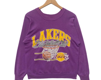 Vintage LOS ANGELES LAKERS Sweatshirt Sweater Crew Neck Medium Pullover Vtg Purple Crewneck Long Sleeve Nba National Basketball Usa