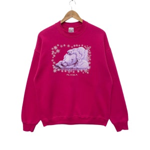 Vintage ALASKA Bear Sweatshirt Sweater Pullover Jumper Long Sleeve Tee Shirt Dark Pink Colour 90s Vtg Large Size Crew Neck Streetwear Usa