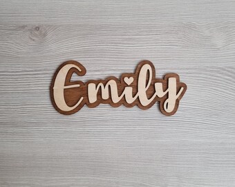 Personalisierter Schriftzug aus Holz  Türschild für Kinderzimmer  Wunschname  Holzschild  Namensschild