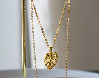 Gold Monstera Necklace, Gold Leaf Necklace, Nature Necklace, Monstera Leaf Necklace, Leaf Pendant Necklace, Tropical Necklace, Gift, Minimal