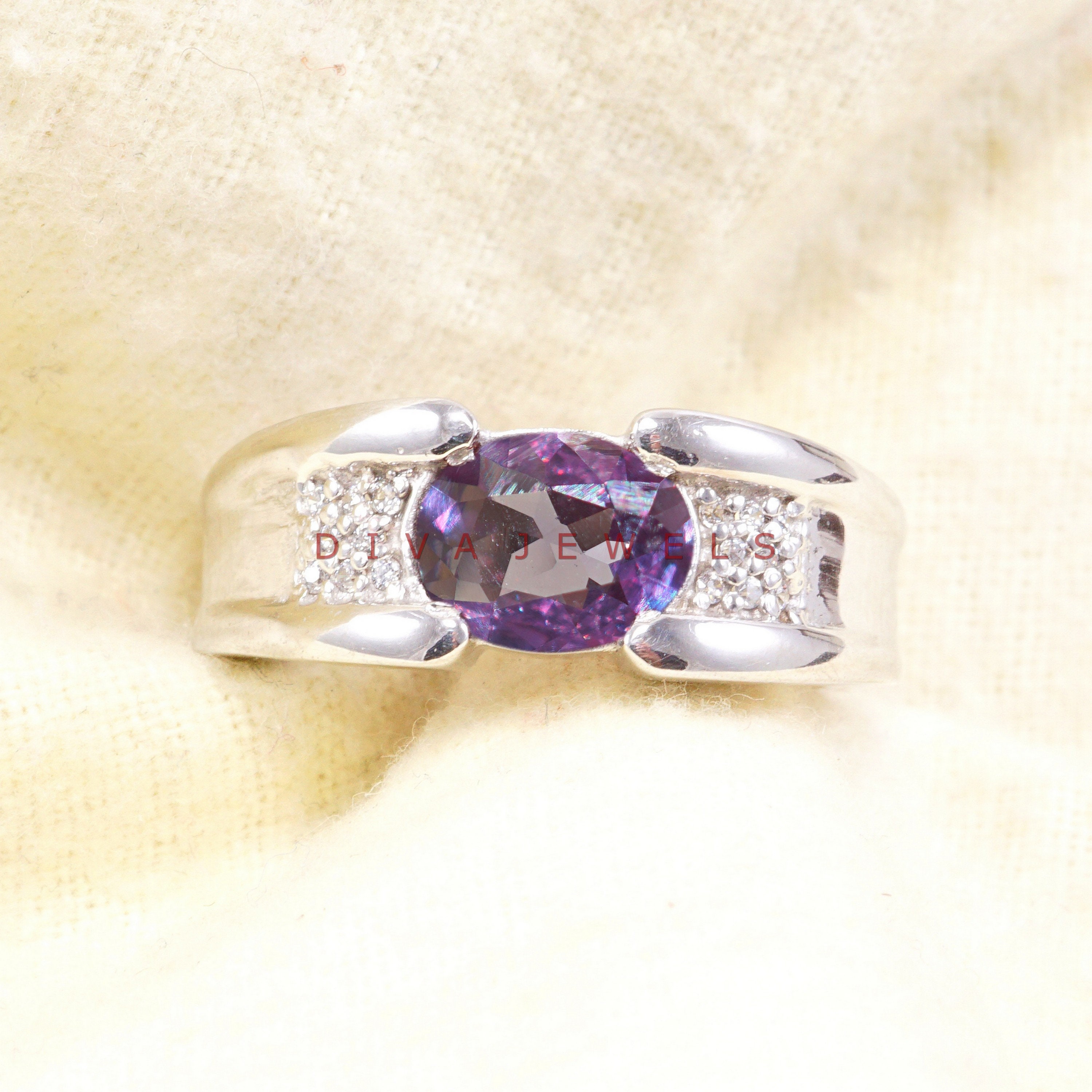 Engagement Ring 925 Sterling Silver Alexandrite Ring Statement Ring Oval Cut Ring Alexandrite Silver Ring Alexandrite Men's Ring