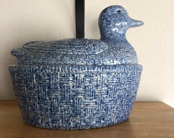 Vintage Ceramic Spongeware Nesting Duck Lid On Basket Dish, Cottagecore
