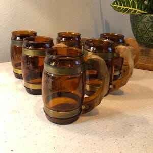 Vintage 1970s Siesta Ware Amber Glass Barrel Mugs Set of 6 | Western Style Wood Handles | Oktoberfest Drinkware
