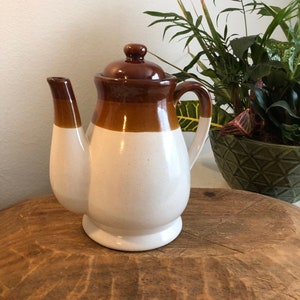 Stoneware Coffee or Teapot Pot with Brown Stripes 1970s, Mid Century Modern, Cottage Core, Costal grandmother