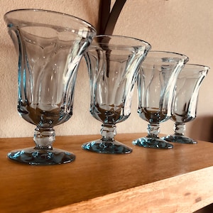 Grandes vasos azules Jamestown Fostoria Swirl, juego de 4, Cottage Core, Vintage Fostoria, vasos de copa