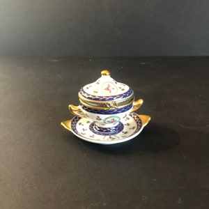 Limoges Porcelain China Hinged Trinket Box with Saucer Hand Painted
