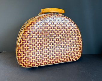 Panier de rangement en rotin style Bohème rayé • Le palais du rotin Panier de rangement en rotin style Bohème rayé • Le palais du rotin