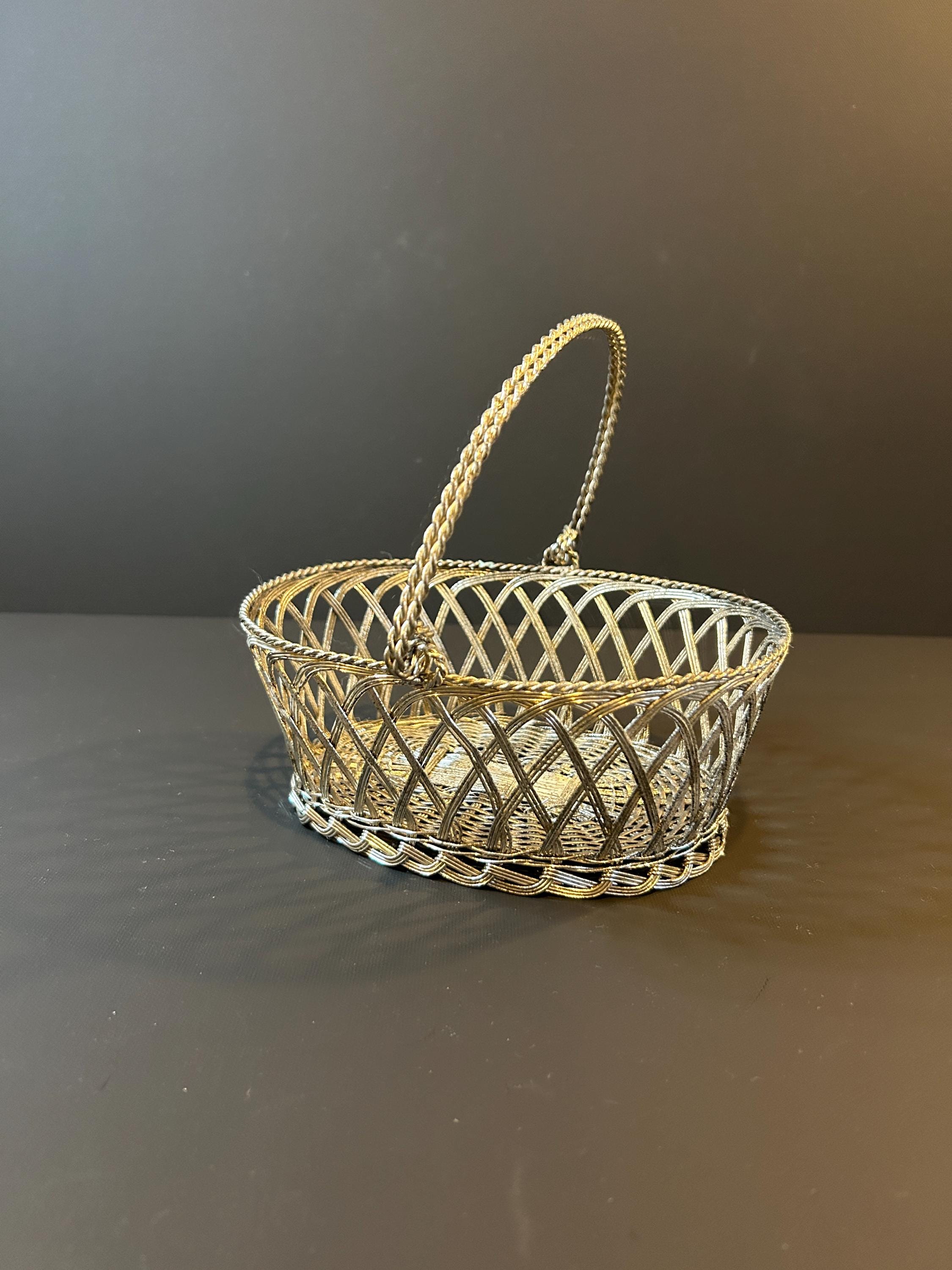 ヴィンテージ シルバー編みバスケット ハンドル付き | 1940 年代初期