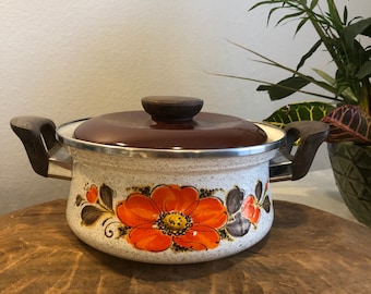Sanko Enameled Vintage Cookware from Japan Show Pans Mid Century Modern