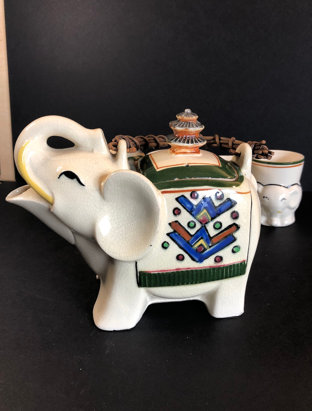 Set of 5 Japanese Elephant Teapot and Four Cups, Pagoda, Vintage Tea