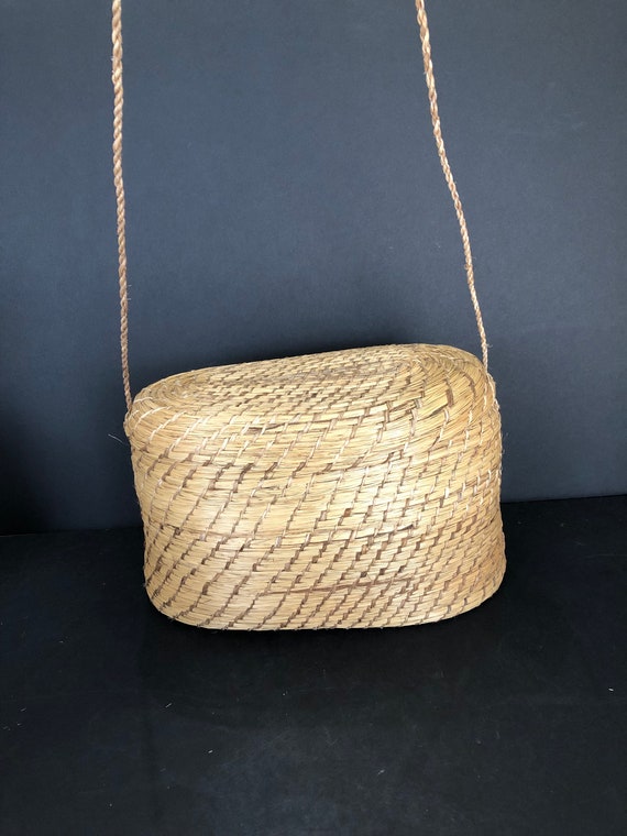 Woven Grass Pine Needle Lidded Basket Purse with … - image 1